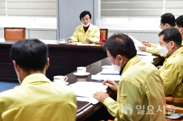 29일 오전 10시 30분, 시청 간부회의 모습 @ 진주시 제공