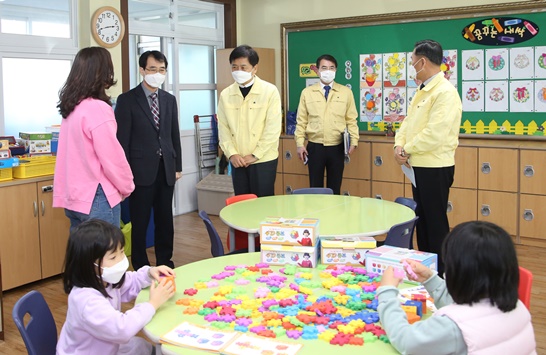 장석웅 교육감 순천남산초 긴급 돌봄 현장 방문
