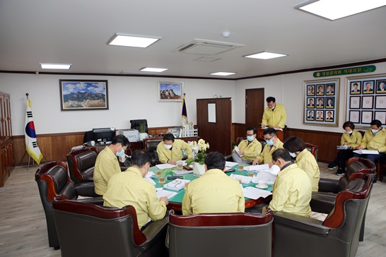 영암군의회 주관으로 열린 의원간담회 현장