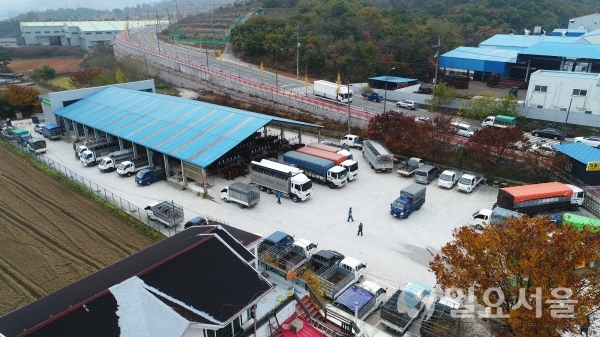 진주가축경매시장 전경