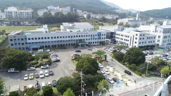 거제시청 전경