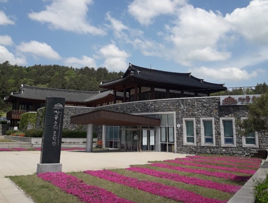 전남 해남 땅끝순례문학관 전경
