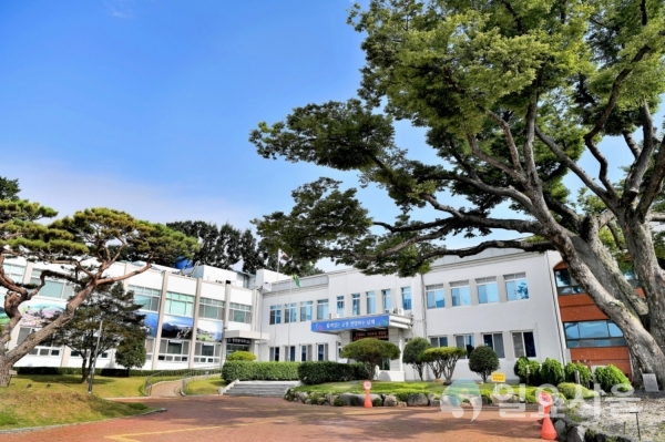 남해군청 전경