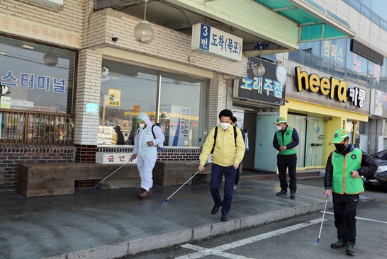 자율방제단 삼호터미널 방역소독 앞장