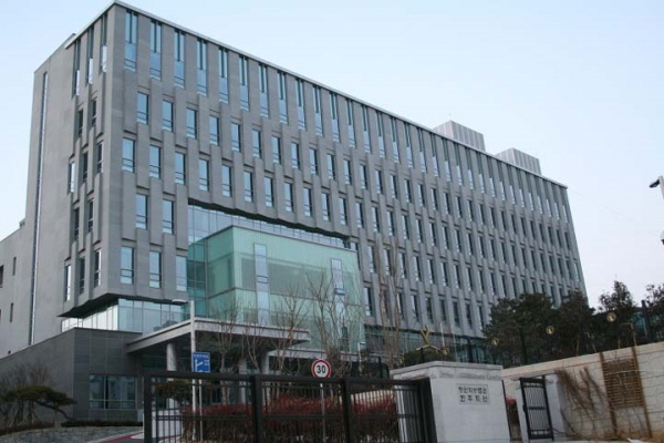 창원지방법원 진주지원 전경