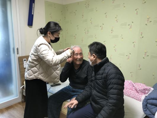 동 방문보건복지팀 설치한 후 통합사례관리 가구 복지서비스 연계실적 1,046건에서 1,604건으로 민관 복지서비스 연계 부분에서는 세 배가 훌쩍 넘는 성과를 보였다.