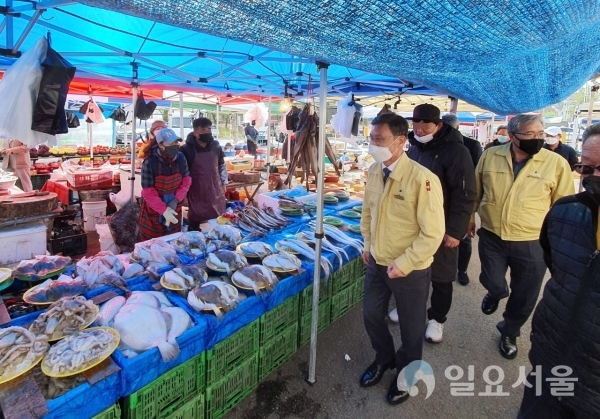 정하영 김포시장, 5일장터 방문