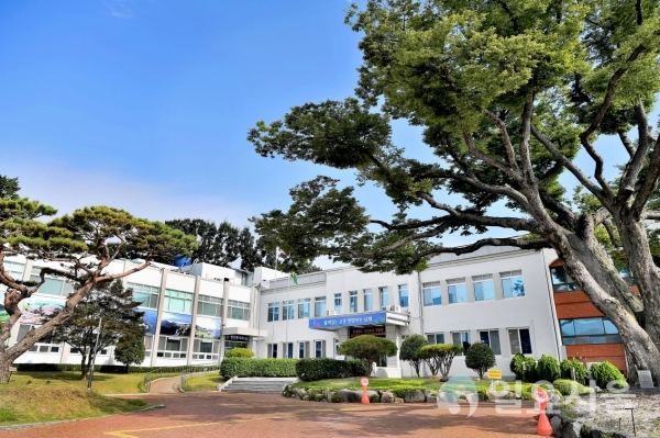 남해군청 전경