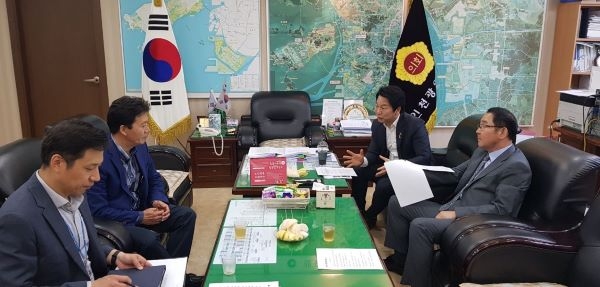 김종인 위원장, 市 집행부와 현장민원 관련 정책협의에서 지정에 앞서 주민환경권에 피해가 없도록 지역 상황 및 주변 여건 등을 감안하여 신중한 검토 당부