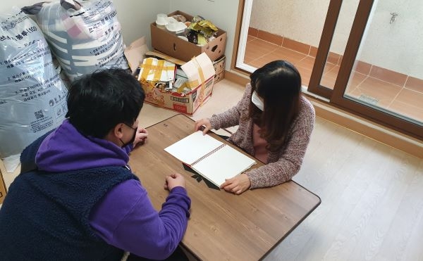 남동구, 올해 전수조사 대상은 모두 248가구로, 지역 전체 동 행정복지센터에 신설된 방문보건복지팀을 통해 대상가구를 모니터링하고 재진단하는 형식으로 진행한다