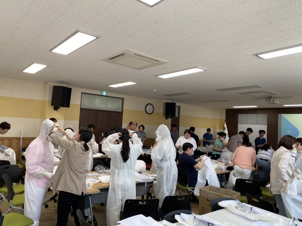 지난 8일 강진군 보건소 대회의실에서 코로나19 보건인력 교육을 실시했다.