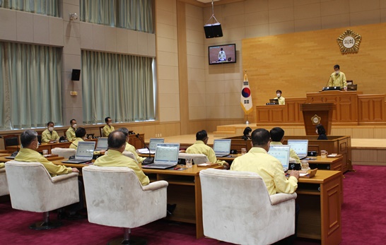 전남 신안군의회 제286회 제1차 정례회 제1차 본회의 현장
