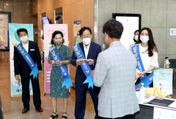 11일 설동호 교육감은 교육 취약 학생의 맞춤형 지원 사업인 교육복지우선지원사업에 대한 긍정적 인식 확산을 위해 대전교육청에서 교육복지의 날 행사를 진행하고 있다.