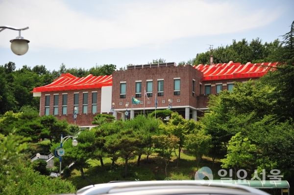 서부도서관 전경