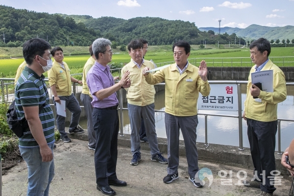 문준희 경남 합천군수는 지난 16일, 여름철을 맞아 재난안전대비 재해예방사업장을 방문 점검했다.