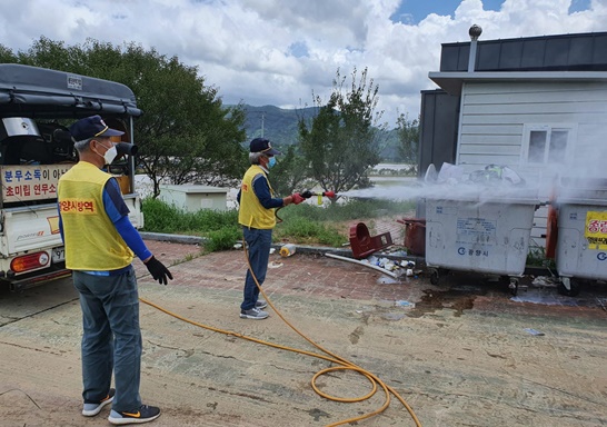 광양시보건소가 집중호우 피해지역 방역 활동에 총력을 기울이고 있다.
