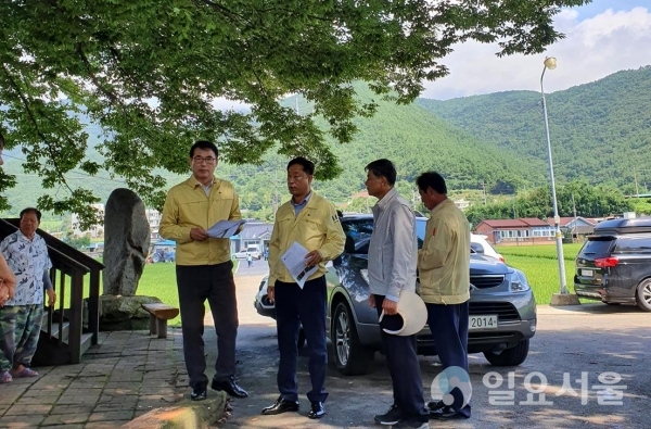 장충남 남해군수, 장마 및 폭염에 따른 벼 병해충 방제 총력 당부 @ 남해군 제공