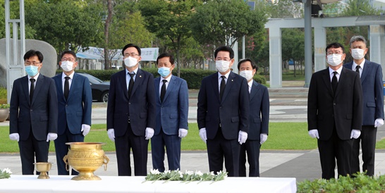 김영록 전남지사, ‘김대중 대통령 서거 11주기’ 추모