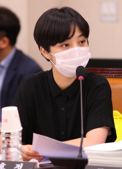 성윤모 장관에게 질의하는 류호정 의원[뉴시스]