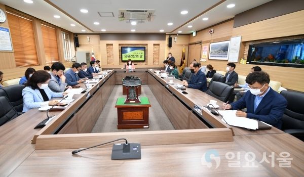 8월 중 의원 간담의 날