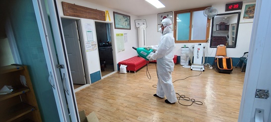 광양시 마로클린협동조합에서 옥룡면 경로당 26개소 방역 실시한다.