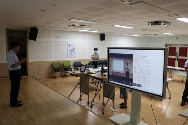 ▲‘특수교육대상자 입학 및 진로지원을 위한 학부모 설명회’(사진제공=광주시교육청)