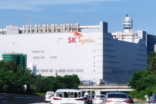 SK하이닉스 노사가 성과급 지급 방안에 대해 긴 소통의 시간을 갖고 합의를 도출했다. [이창환 기자]