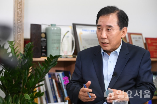 박윤국 포천시장