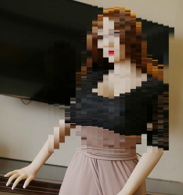 한 성인용품 인터넷 쇼핑몰에서 판매 중인 리얼돌 제품 [사진=뉴시스]
