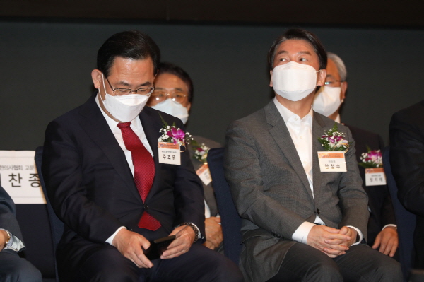 주호영 안철수 [뉴시스]