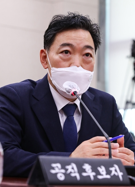 김오수 검찰총장 후보자가 청문회에서 발언 중이다. [뉴시스]