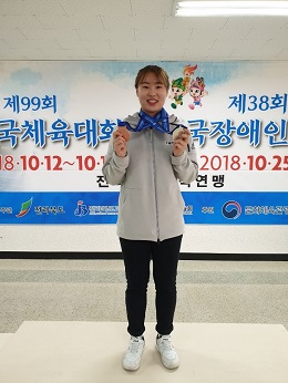 울진군 사격팀 김지연선수 전국체전 은메달 사냥.