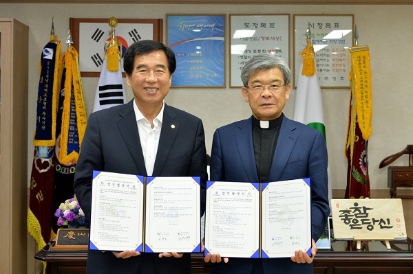 경산시(시장 최영조)와 대구가톨릭대학교(총장 김정우)가 2018년 산업단지 캠퍼스 조성 공모사업에 선정됐다.