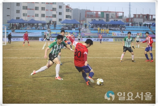 제54회 춘계대학축구연맹전 결승전 © 통영시 제공