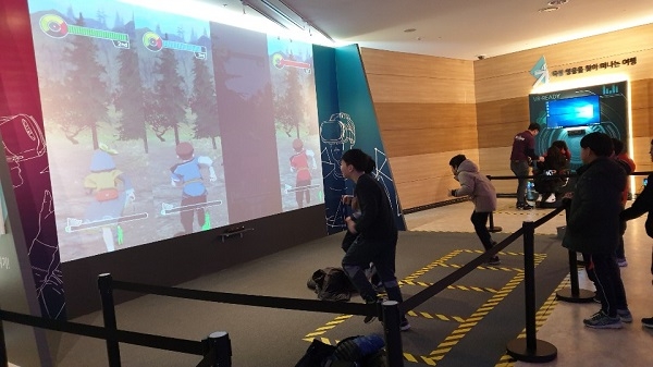 안동시가 VR·AR 콘텐츠 체험관 ‘놀팍’이 정식 개관을 앞두고 시범 운영한다고 밝혔다.