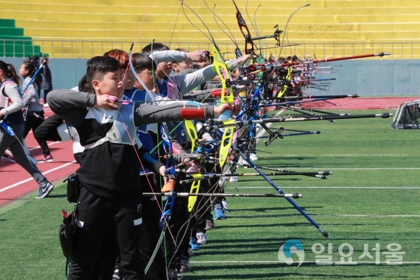 전국소년체육대회 경남 양궁 최종선발전 © 의령군 제공