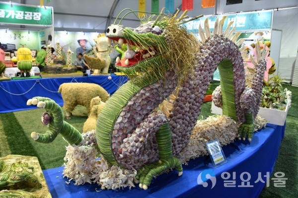 지난해 개최된 제13회 보물섬 마늘축제&한우잔치 현장     © 남해군 제공