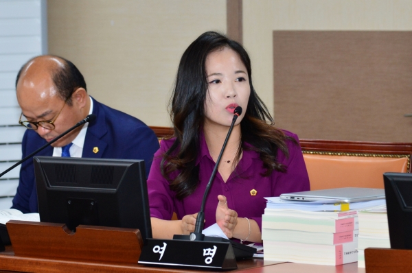 서울시의회 여명 의원