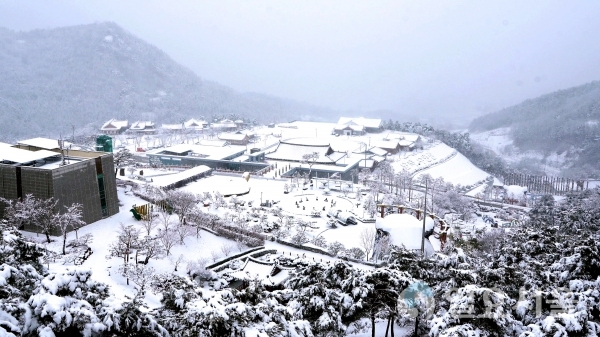 산청군 동의보감촌의 겨울 전경     © 산청군 제공