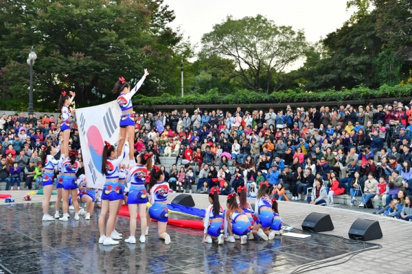 ‘한성백제 청소년 동아리 경연대회’에 참가한 전통공연팀