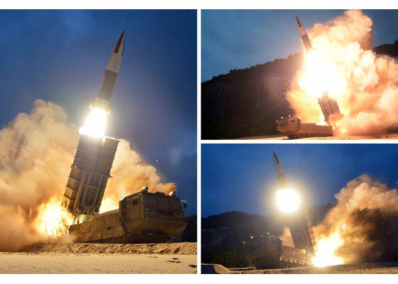 노동신문은 11일 김정은 북한 국무위원장이 전날 새 무기의 시험사격을 지도했다고 보도하며 무기 발사 장면을 공개했다. [뉴시스]