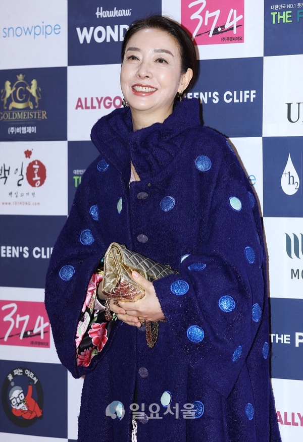 2019 대한민국베스트스타상 시상식에 참석한 김보연