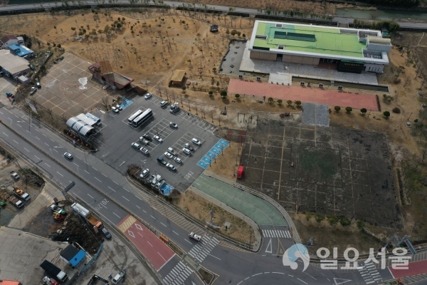 제15회 마늘&한우축제 개최장소인 남해유배문학관 전경 @ 남해군 제공