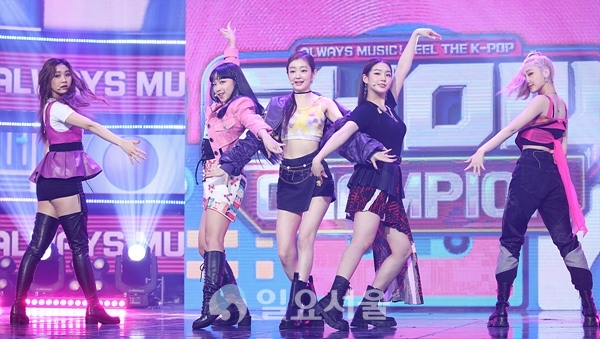 MBC M 음악방송 쇼챔피언에 출연한 시크릿넘버