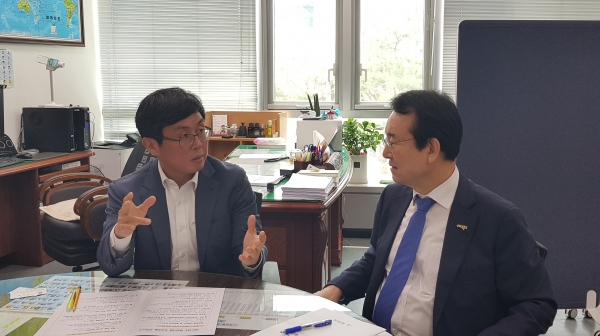김종식 전남 목포시장이 2021년 국비사업 예산 확보에 총력을 다하고 있다.