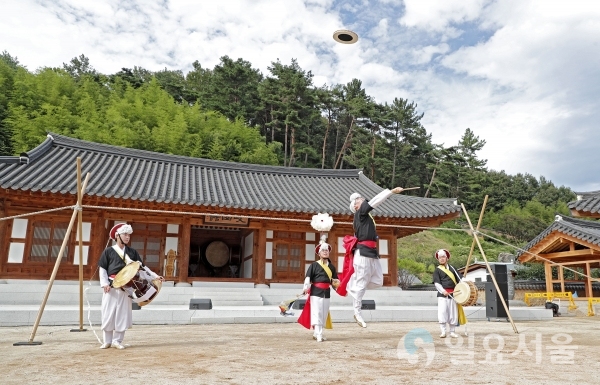 산청 남사예담촌 기산국악당 2019년 하반기 토요상설공연 버나돌리기