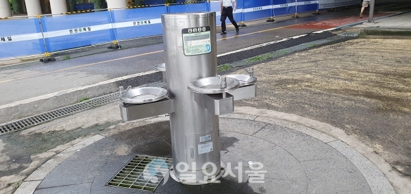성동구의 한강공원 내 아리수 음수대. [사진=조택영 기자]