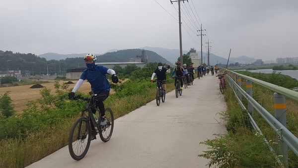 형산강 자전거 도로.
