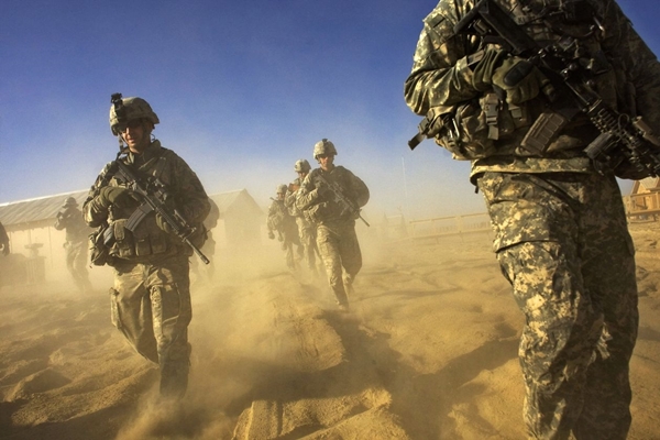 아프가니스탄과 파키스탄 국경에 배치된 미군들(2008년) [월스트리트저널]