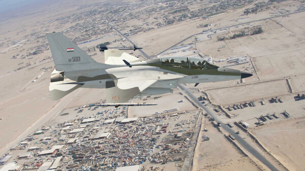 한국항공우주산업(KAI)이 수출한 T-50의 이라크형 모델 T-50IQ가 비행하는 모습. [KAI]